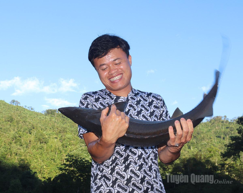 Villagers are eager when fish reach optimal weight, secure high prices, and enjoy stable demand, providing sustainable income.