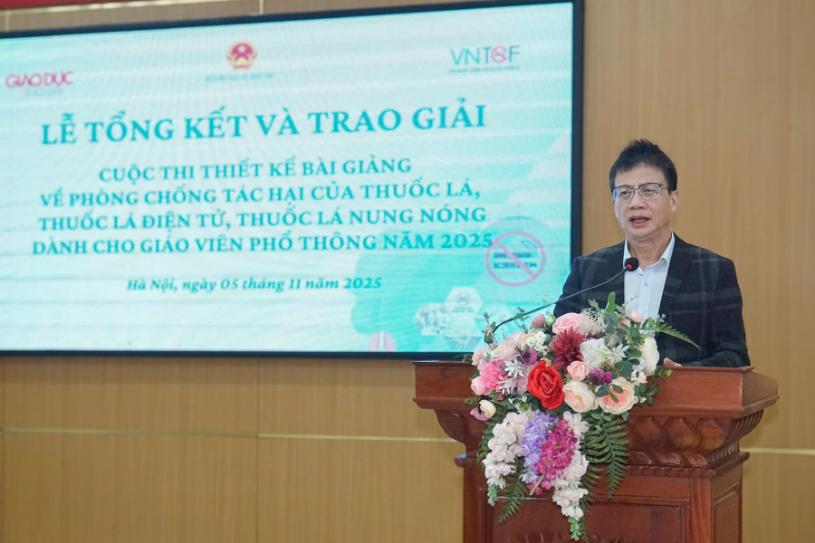 Ông Nguyễn Ngọc Ân, Chủ tịch Công đoàn Giáo dục Việt Nam, Phó Trưởng ban Giám khảo Chung khảo. 46eebc45b22f3e71673e.jpg