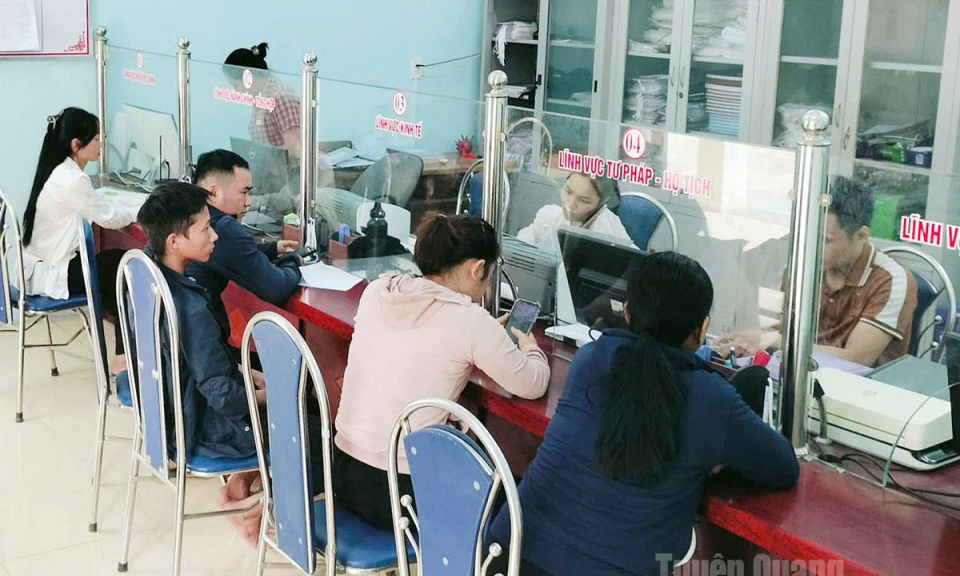Minh Ngoc leads in the satisfaction index of public administrative service