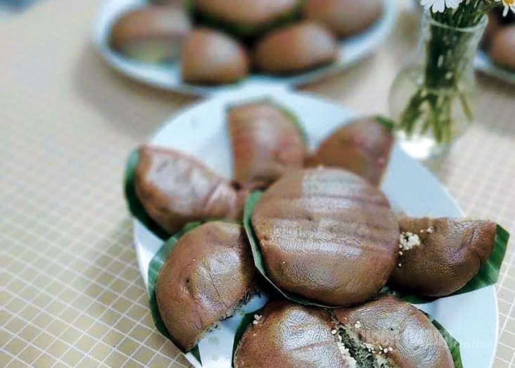 Palm cake.
