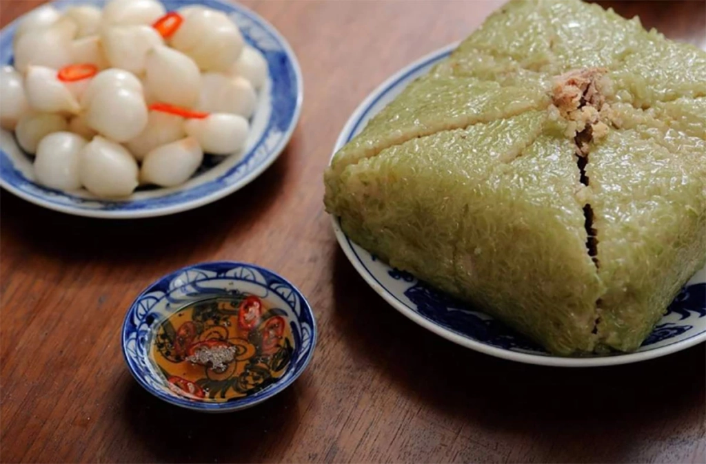 Món dưa hành ngày tết của mẹ như một bến đỗ của ký ức không bao giờ phai.
