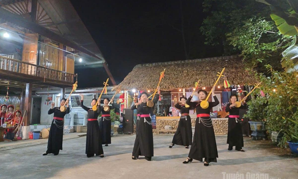 Kh&uacute;c Then chữa l&agrave;nh