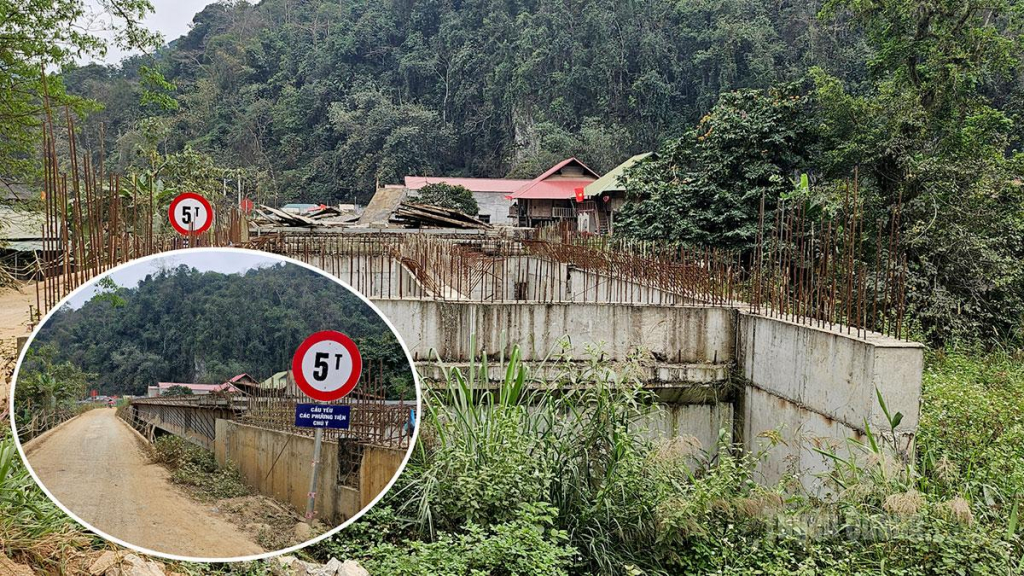 Cây cầu tại khu vực trung tâm xã đã được xây dựng từ khá lâu nhưng đến nay vẫn chưa hoàn thiện.