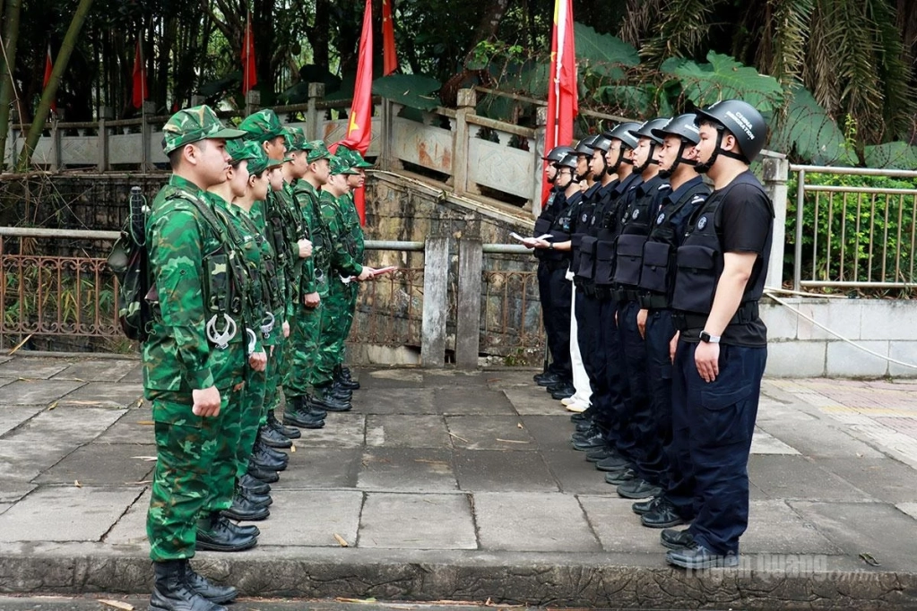 At the end of each patrol, both sides exchange assessments of results and continue strengthening coordination to firmly protect border sovereignty.