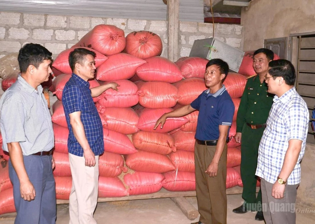 The granary of the rice relief fund in Dong Trang village, Hung Loi commune.