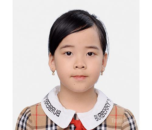 Em Nguyễn  Ánh Dương,  Liên đội phó  lớp 5A1  Trường Tiểu học  Lê Văn Tám,  phường  Minh Xuân.