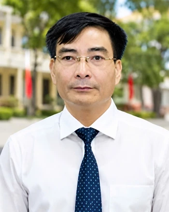 Ông Nguyễn Tiến Hưng,  Phó Giám đốc Sở Công thương.