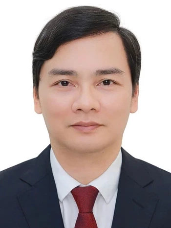 Đồng chí Vũ Đình Hưng, Ủy viên Ban Chấp hành Đảng bộ tỉnh, Giám đốc Sở Giáo dục và Đào tạo