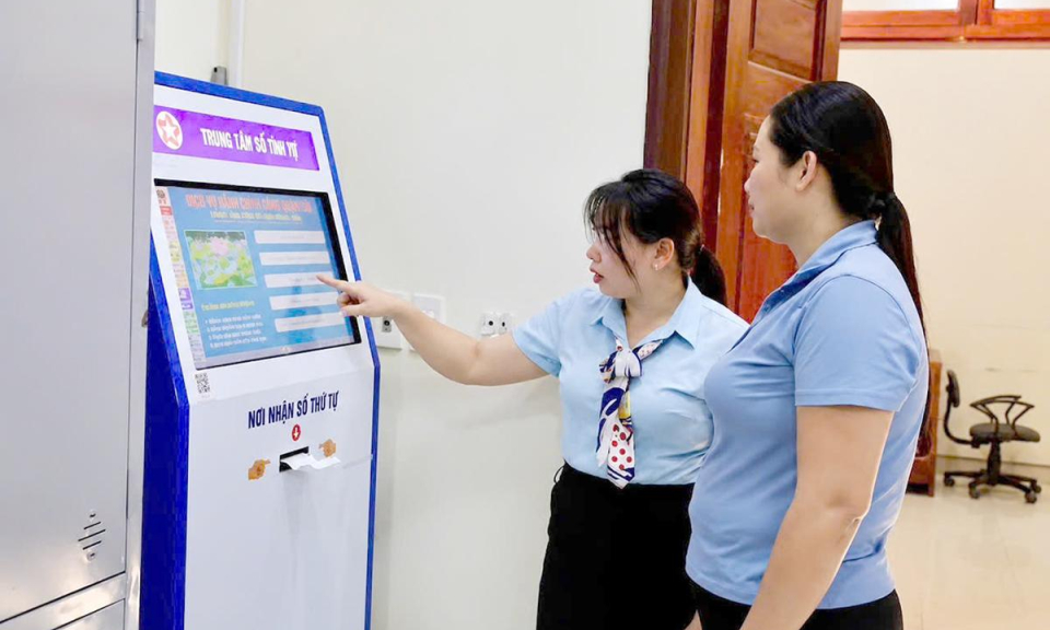 X&acirc;y dựng &ldquo;c&aacute;n bộ số&rdquo; ở cơ sở