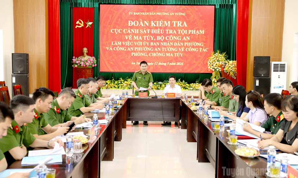 Đo&agrave;n kiểm tra Cục Cảnh s&aacute;t C04, Bộ C&ocirc;ng an l&agrave;m việc với c&aacute;c phường Minh Xu&acirc;n, An Tường, B&igrave;nh Thuận