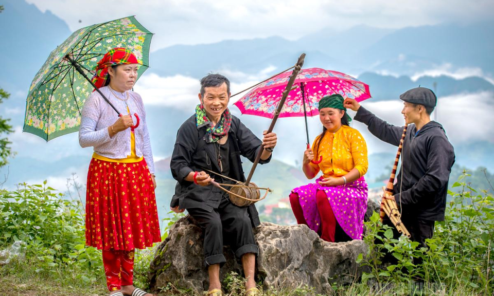 Chợ t&igrave;nh Kh&acirc;u Vai, bản t&igrave;nh ca giữa miền đ&aacute; x&aacute;m