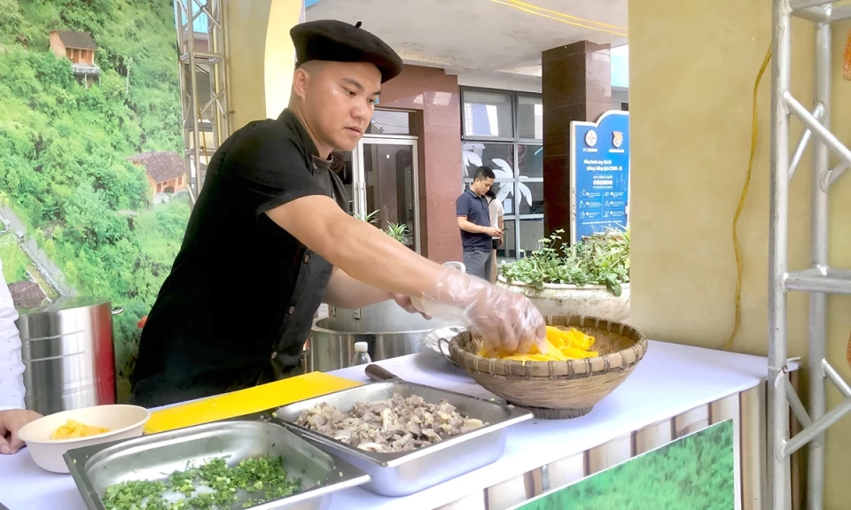 Sức h&uacute;t ẩm thực du lịch