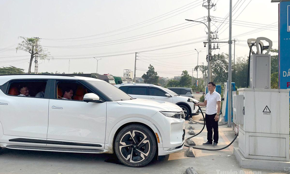 Quy hoạch ph&aacute;t triển hạ tầng trạm sạc xe điện