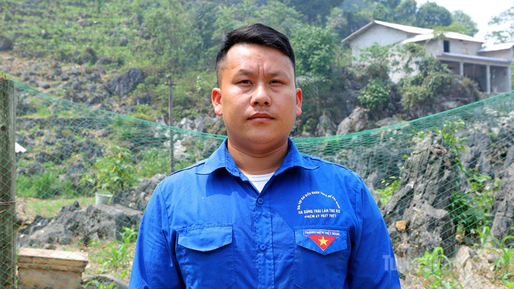 Anh Mua Mí Chá, Trưởng thôn kiêm Bí thư Chi đoàn thôn Hồng Ngài B.