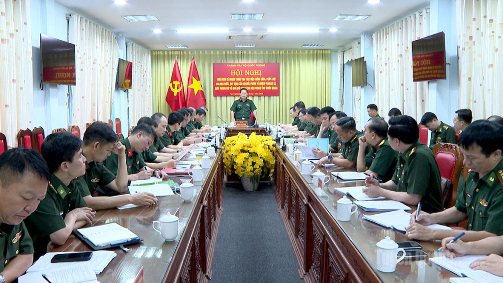 Đoàn Thanh tra Bộ Quốc phòng làm việc với Ban Chỉ huy Bộ đội Biên phòng tỉnh Tuyên Quang.