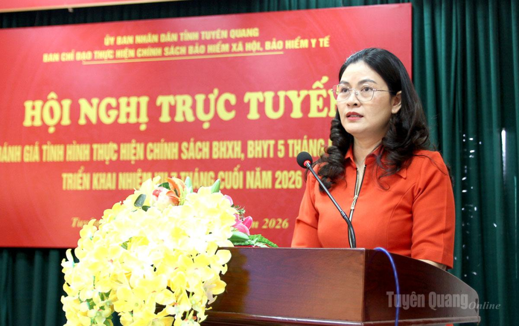 Phó Chủ tịch UBND tỉnh Vương Ngọc Hà phát biểu tại hội nghị.