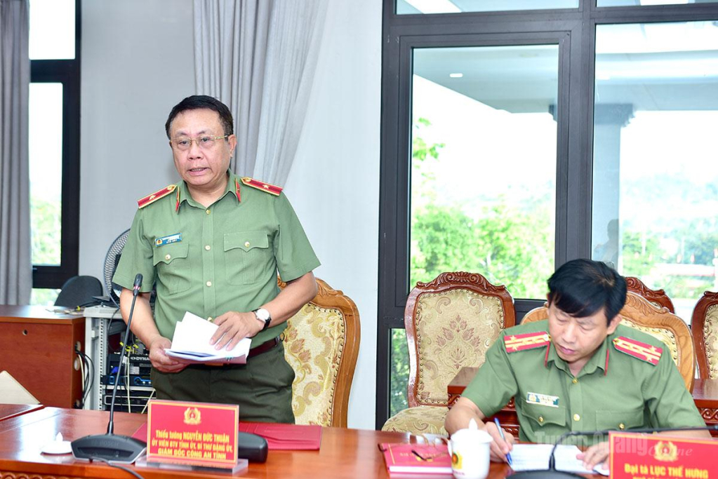 Thiếu tướng Nguyễn Đức Thuận, Giám đốc Công an tỉnh phát biểu tại buổi làm việc.