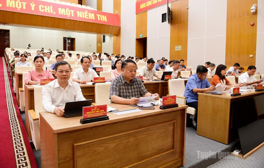 Đại biểu dự hội nghị tại điểm cầu Trung tâm Hội nghị tỉnh.