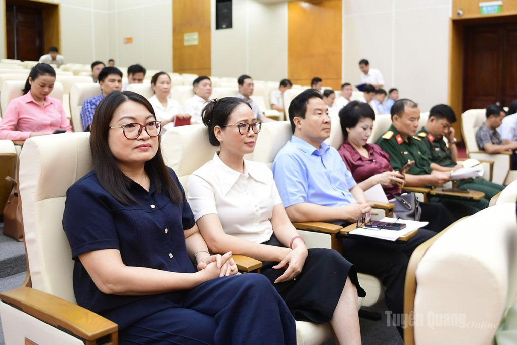 Đại biểu dự hội nghị.