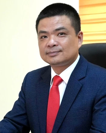 Đồng chí Dương Việt Hùng, Chủ tịch UBND xã Pà Vầy Sủ