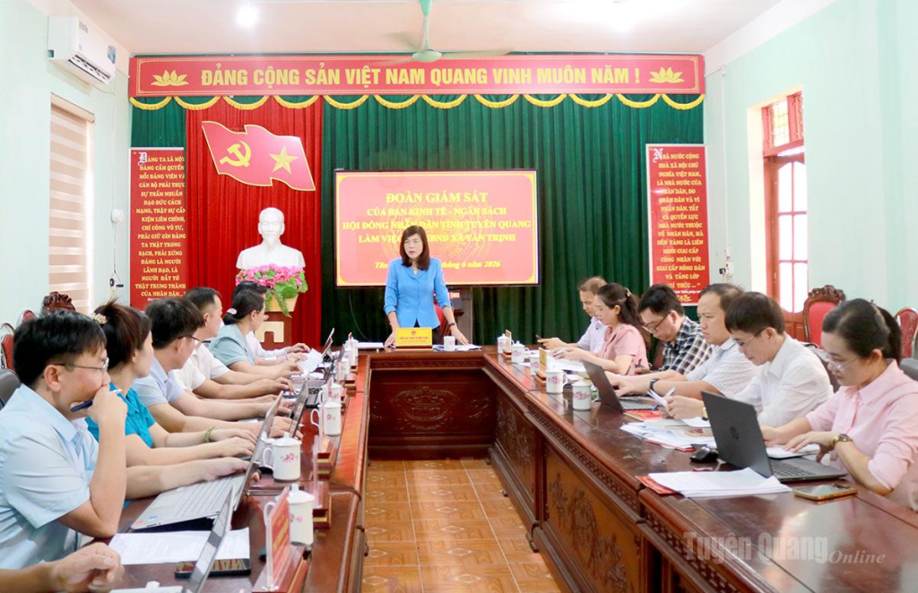 Đồng chí Phạm Thị Minh Xuân, Ủy viên Ban Thường vụ Tỉnh ủy, Phó Chủ tịch HĐND tỉnh kết luận buổi làm việc.