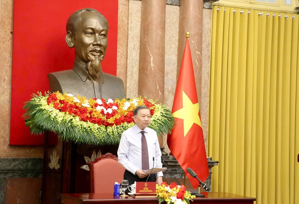 Tổng Bí thư, Chủ tịch nước Tô Lâm phát biểu tại buổi gặp mặt. Ảnh: Hiền Hòa (Cổng TTĐT Trung ương Đảng).