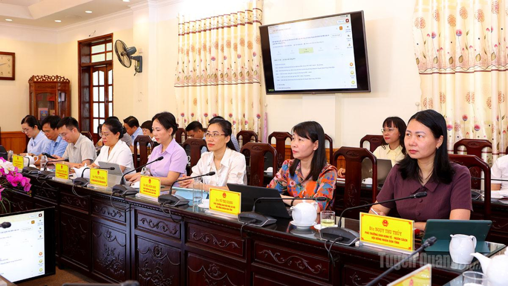 Đại biểu dự hội nghị.