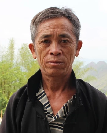 Đồng chí Trương Thị Lưu,  Hiệu trưởng Trường PTDT bán trú THCS Tả Lủng, xã Mèo Vạc