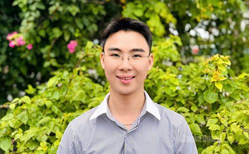 Thầy giáo  Tạ Văn Nam.