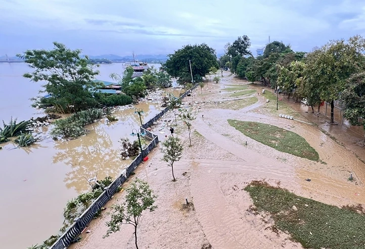 Hình ảnh lũ lụt tại Tp Tuyên Quang năm 2024.