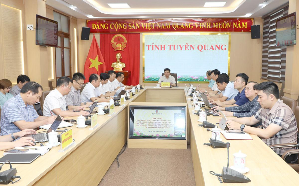 Quang cảnh hội nghị tại điểm cầu tỉnh Tuyên Quang.