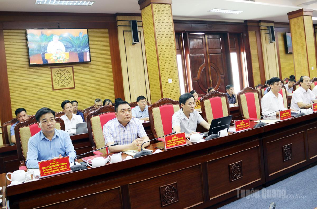 Các đại biểu tham dự Hội nghị tại điểm cầu tỉnh.