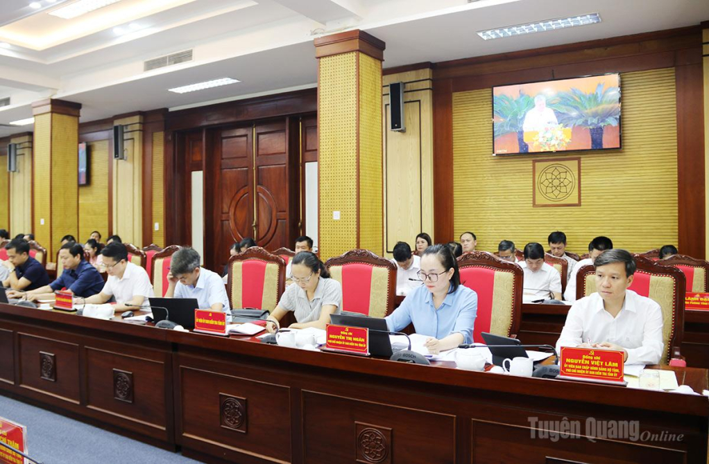 Các đại biểu tham dự Hội nghị tại điểm cầu tỉnh.