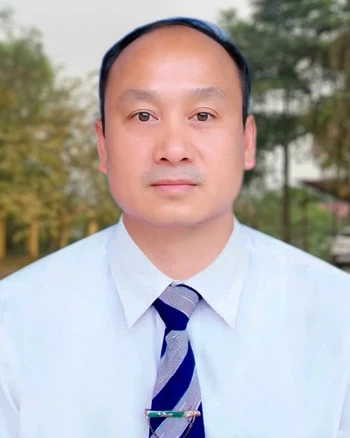 Đồng chí Bùi Mạnh Hùng, Phó Bí thư Đảng ủy,  Chủ tịch UBND xã Kiên Đài
