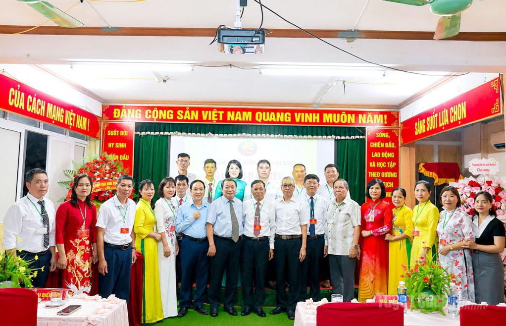 BCH Hội Làm vườn tỉnh Tuyên Quang khóa I, nhiệm kỳ 2026 - 2031 ra mắt Đại hội.