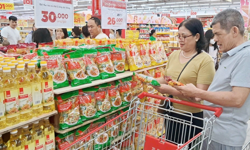 K&iacute;ch cầu ti&ecirc;u d&ugrave;ng, hệ thống si&ecirc;u thị giảm gi&aacute; cho h&agrave;ng ngh&igrave;n sản phẩm
