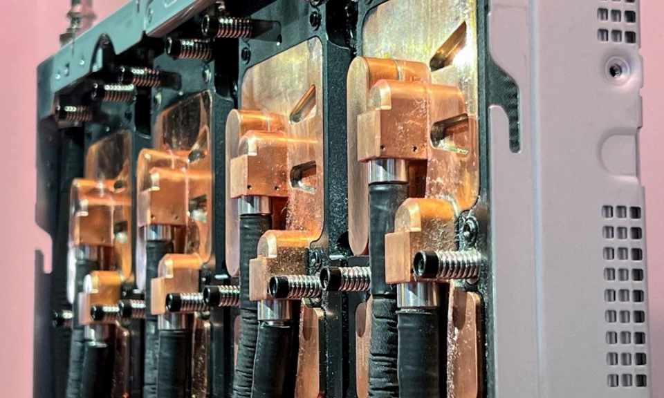 Mỹ siết xuất khẩu chip AI ti&ecirc;n tiến