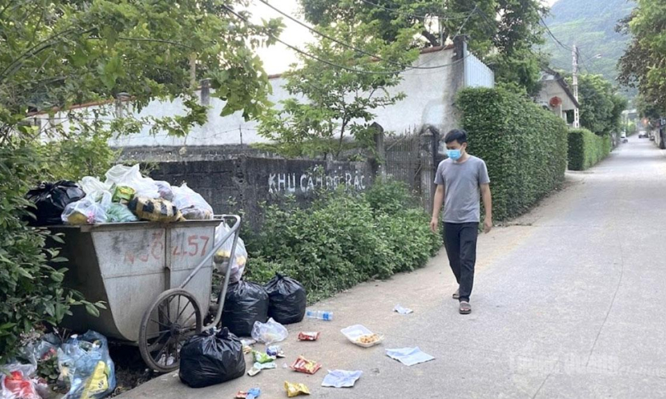 Bất cập phương &aacute;n thu gom r&aacute;c tại phường H&agrave; Giang 2
