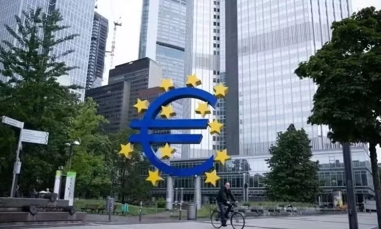 Khu vực đồng euro dự đo&aacute;n lạm ph&aacute;t sẽ tiếp tục ở mức cao sau c&uacute; sốc dầu mỏ