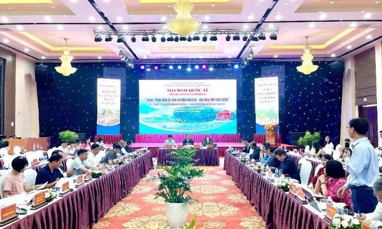 Ninh B&igrave;nh nỗ lực đưa ma nhai tr&ecirc;n n&uacute;i Non Nước v&agrave;o Danh mục Di sản tư liệu UNESCO