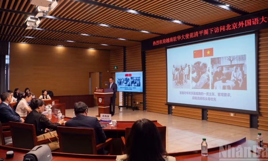 Sinh vi&ecirc;n Việt Nam-Trung Quốc g&oacute;p phần củng cố nền tảng x&atilde; hội vững chắc cho quan hệ hai nước