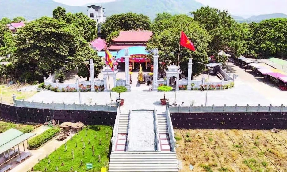 Khơi dậy nguồn lực ph&aacute;t triển du lịch từ di sản