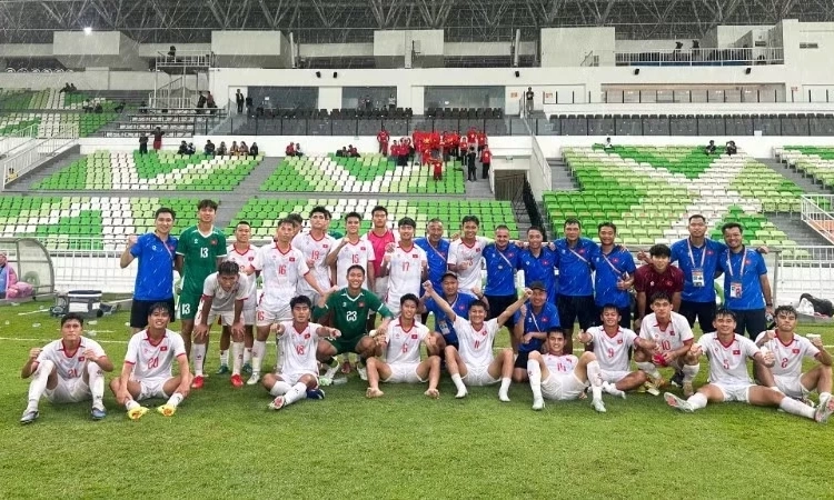 U19 Việt Nam đại thắng U19 Myanmar, rộng cửa v&agrave;o b&aacute;n kết
