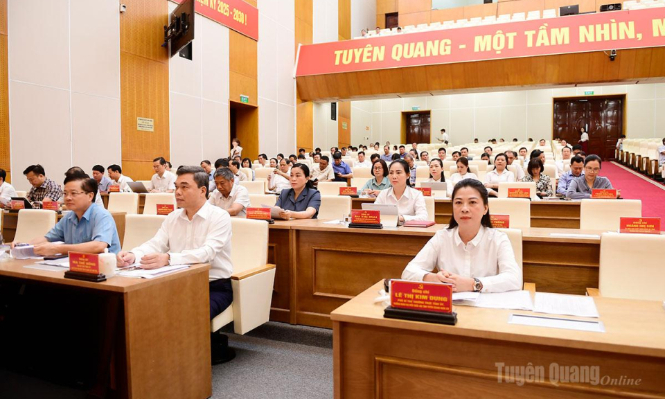 Tr&ecirc;n 16.200 đại biểu học tập, qu&aacute;n triệt c&aacute;c nghị quyết mới của BCH Đảng bộ tỉnh v&agrave; Ban Thường vụ Tỉnh ủy