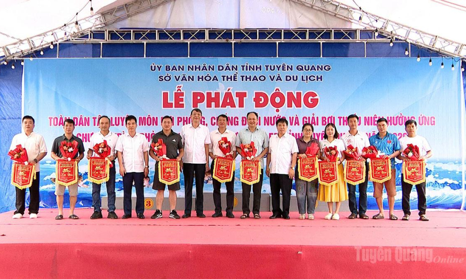 165 vận động vi&ecirc;n tham gia Giải bơi thiếu ni&ecirc;n ph&ograve;ng, chống đuối nước năm 2026