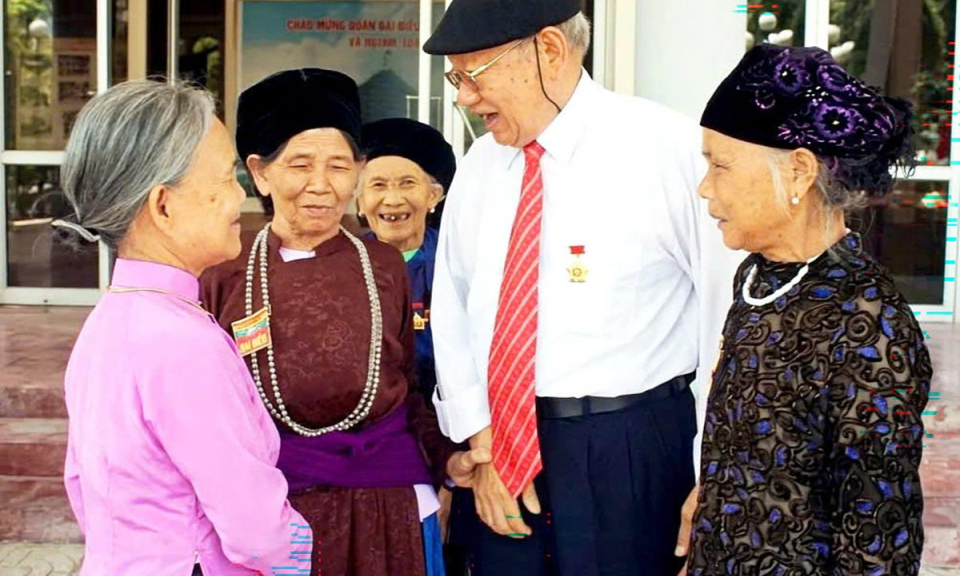 C&acirc;y đo&agrave;n kết tr&ecirc;n cao nguy&ecirc;n