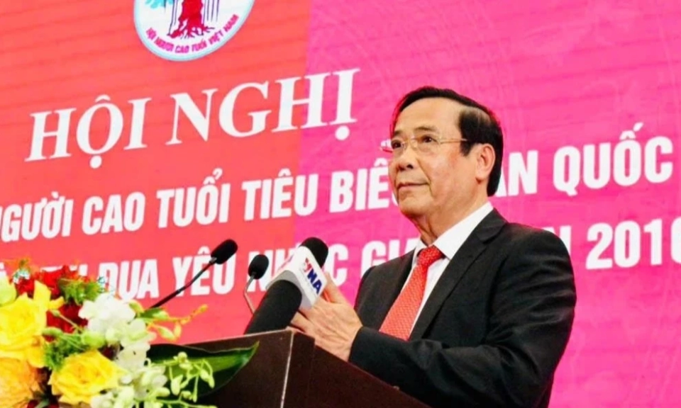 Biểu dương 169 người cao tuổi ti&ecirc;u biểu to&agrave;n quốc
