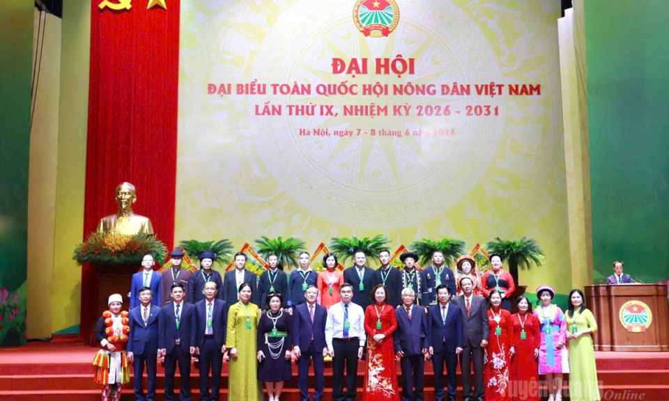 Đồng ch&iacute; Ma Thế Hồng, Ph&oacute; B&iacute; thư Tỉnh ủy, Chủ tịch Ủy ban MTTQ Việt Nam tỉnh dự Đại hội đại biểu to&agrave;n quốc Hội N&ocirc;ng d&acirc;n Việt Nam lần thứ IX