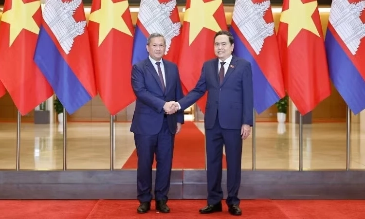 Chủ tịch Quốc hội Trần Thanh Mẫn hội kiến Thủ tướng Campuchia Hun Manet