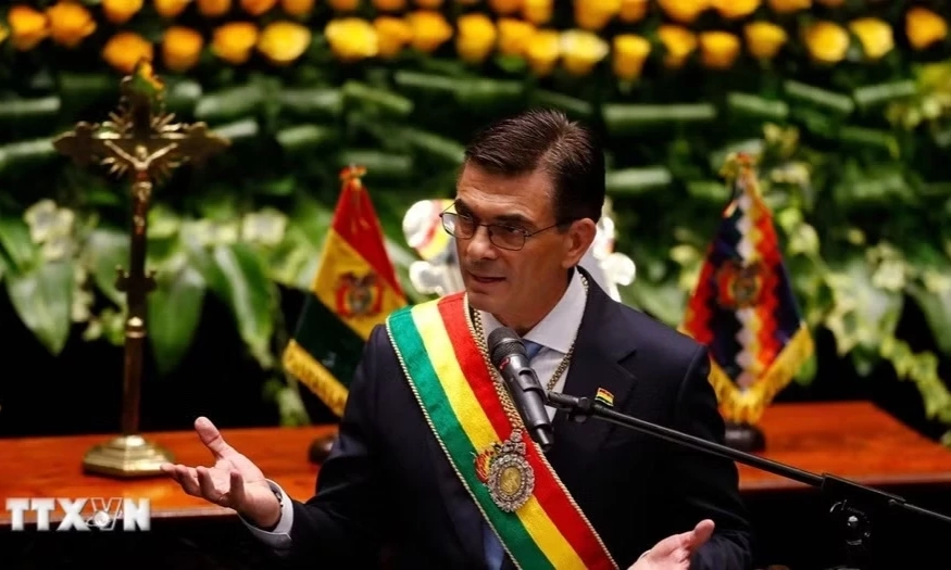 Bolivia ban h&agrave;nh luật về t&igrave;nh trạng khẩn cấp do bất ổn k&eacute;o d&agrave;i